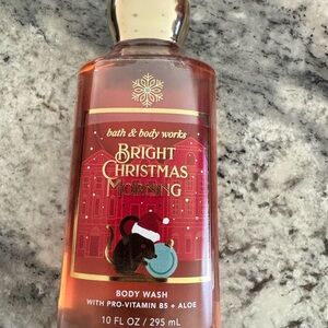 Bath & Body Works Red Holiday Body Wash
